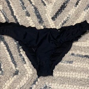 Black hollister ruffled bathing suit bottoms